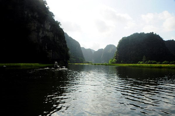 Danh[-]thắng[-]Tràng[-]An[-]đẹp[-]hút[-]hồn[-]du[-]khách